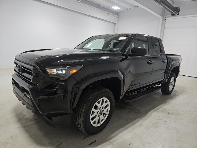 2024 Toyota Tacoma SR5 4WD