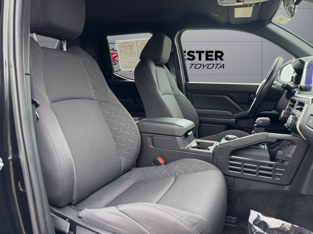 2024 Toyota Tacoma SR5 4WD