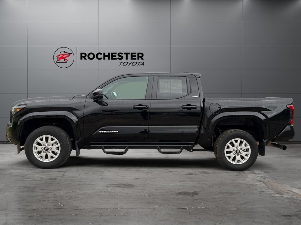 2024 Toyota Tacoma SR5 4WD