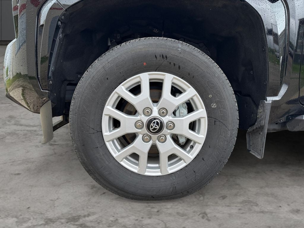 2024 Toyota Tacoma SR5 4WD