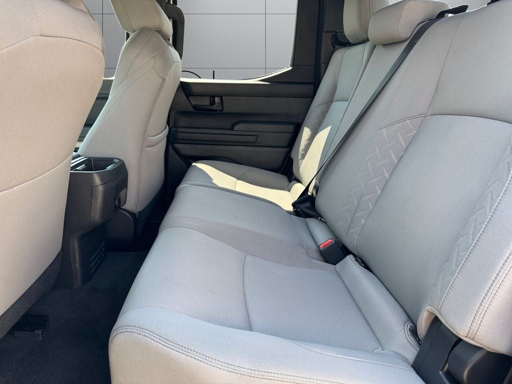 2025 Toyota Tacoma SR5 - Photo 16