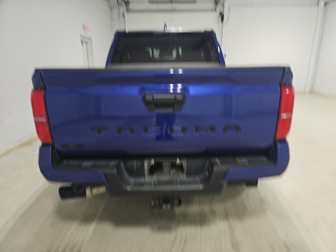 2024 Toyota Tacoma SR5 4WD