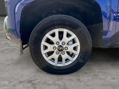 2025 Toyota Tacoma SR5 4WD