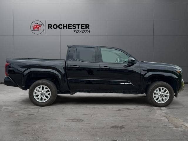 2025 Toyota Tacoma SR5 4WD