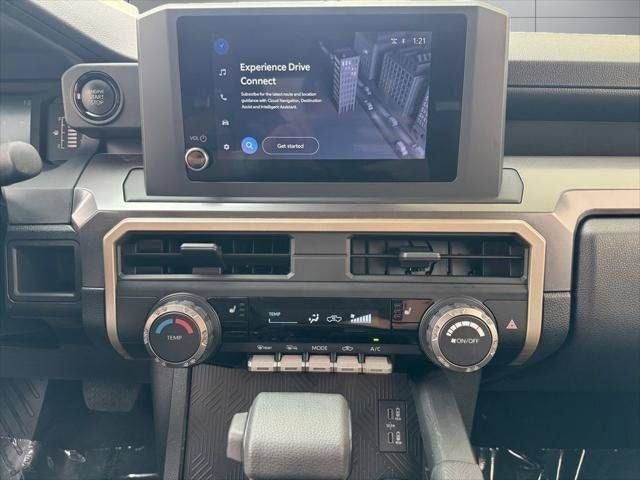 2025 Toyota Tacoma SR5 4WD