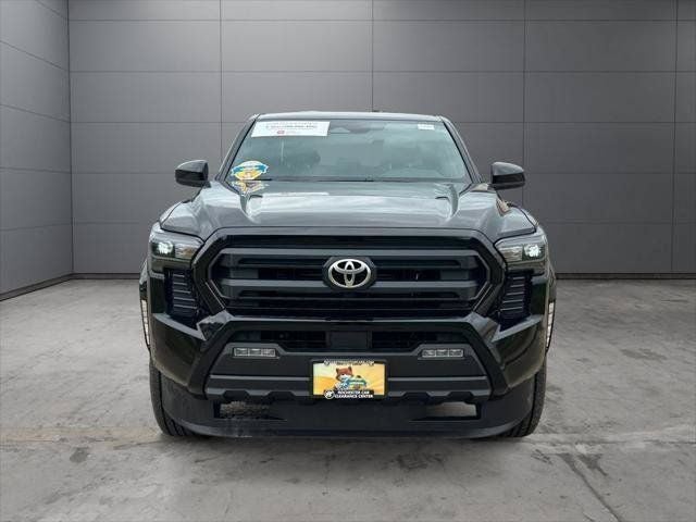 2025 Toyota Tacoma SR5 4WD