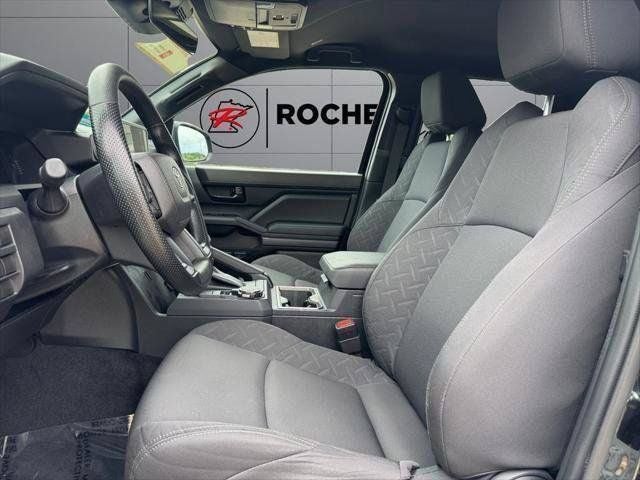 2025 Toyota Tacoma SR5 4WD