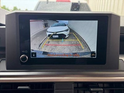 2025 Toyota Tacoma SR5 4WD