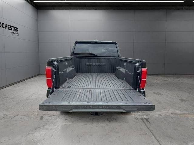 2025 Toyota Tacoma SR5 4WD