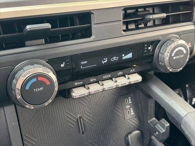 2025 Toyota Tacoma SR5 4WD