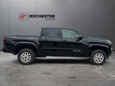 2025 Toyota Tacoma SR5 4WD
