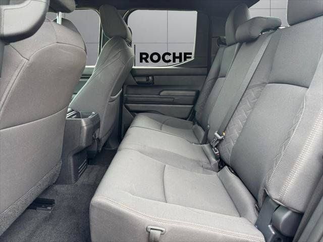 2025 Toyota Tacoma SR5 4WD