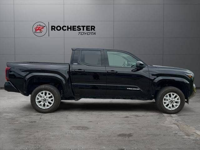 2025 Toyota Tacoma SR5 4WD