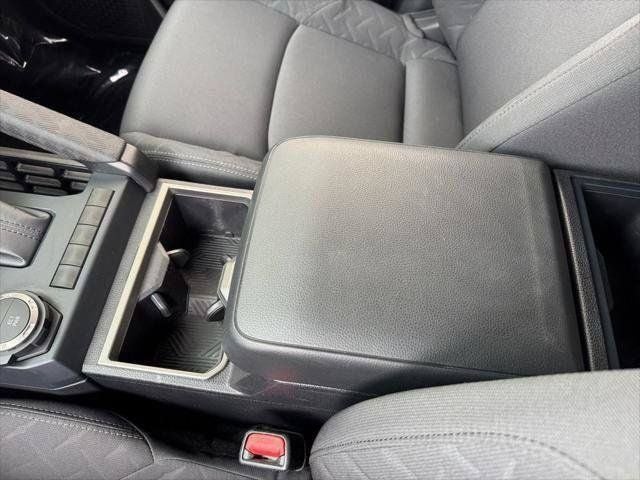 2025 Toyota Tacoma SR5 4WD