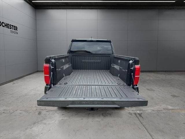 2025 Toyota Tacoma SR5 4WD
