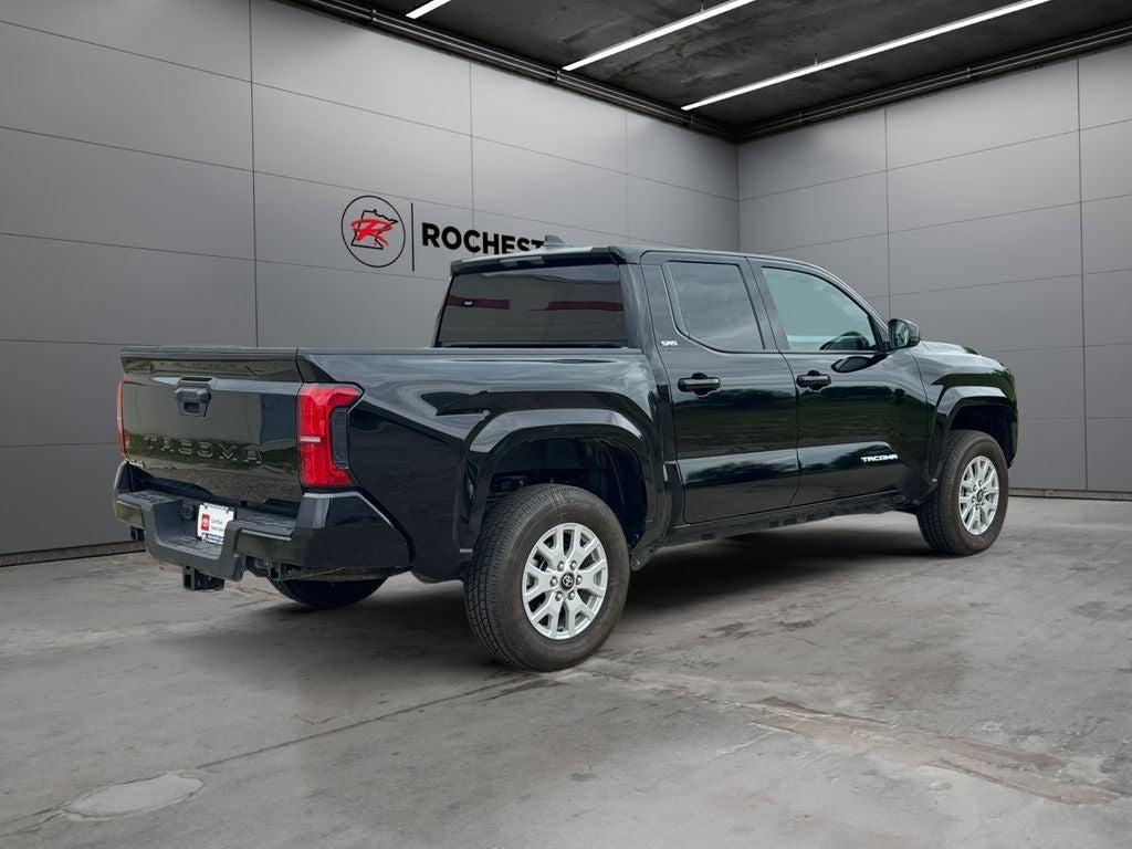 2025 Toyota Tacoma SR5 4WD