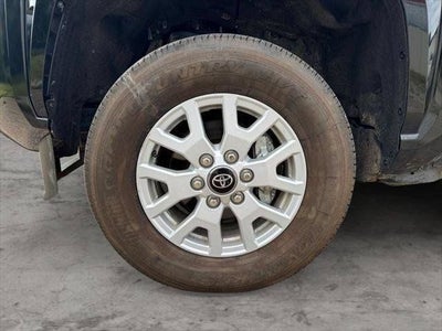 2025 Toyota Tacoma SR5 4WD