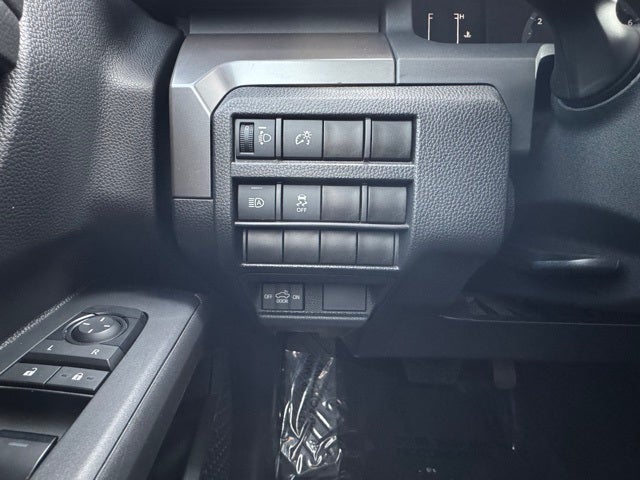 2024 Toyota Tacoma SR5 4WD