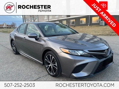 2019 Toyota Camry SE FWD