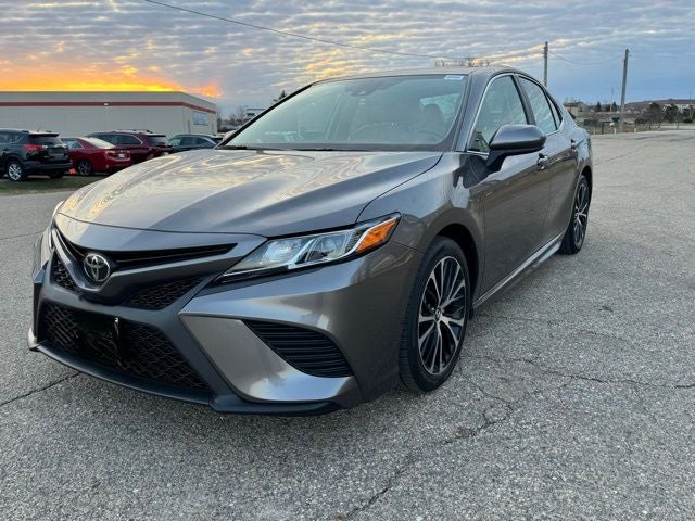 2019 Toyota Camry SE FWD