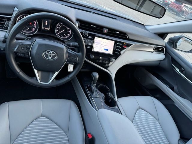 2019 Toyota Camry SE FWD
