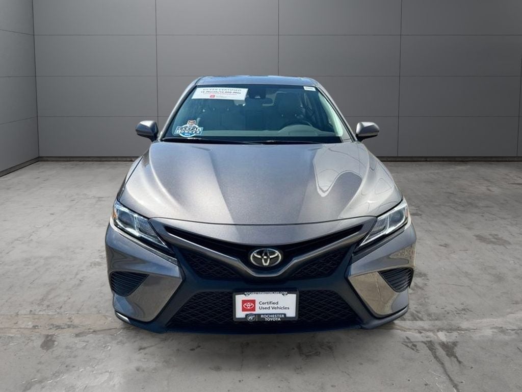 2019 Toyota Camry SE FWD