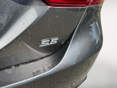 2019 Toyota Camry SE FWD