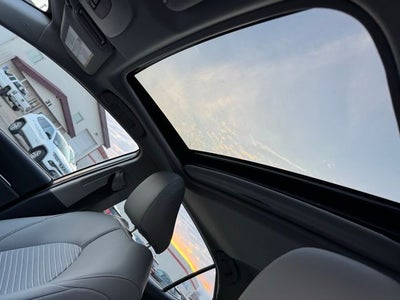 2019 Toyota Camry SE FWD