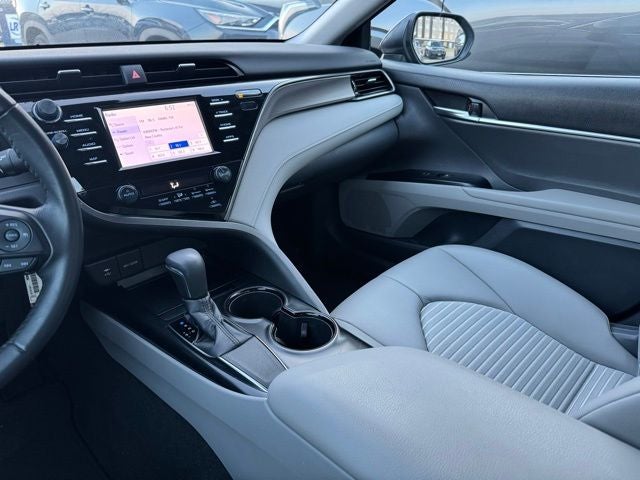 2019 Toyota Camry SE FWD