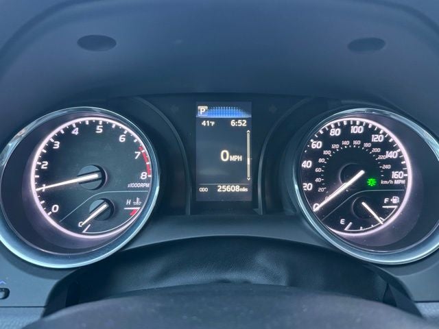 2019 Toyota Camry SE FWD