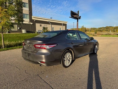 2018 Toyota Camry XLE FWD
