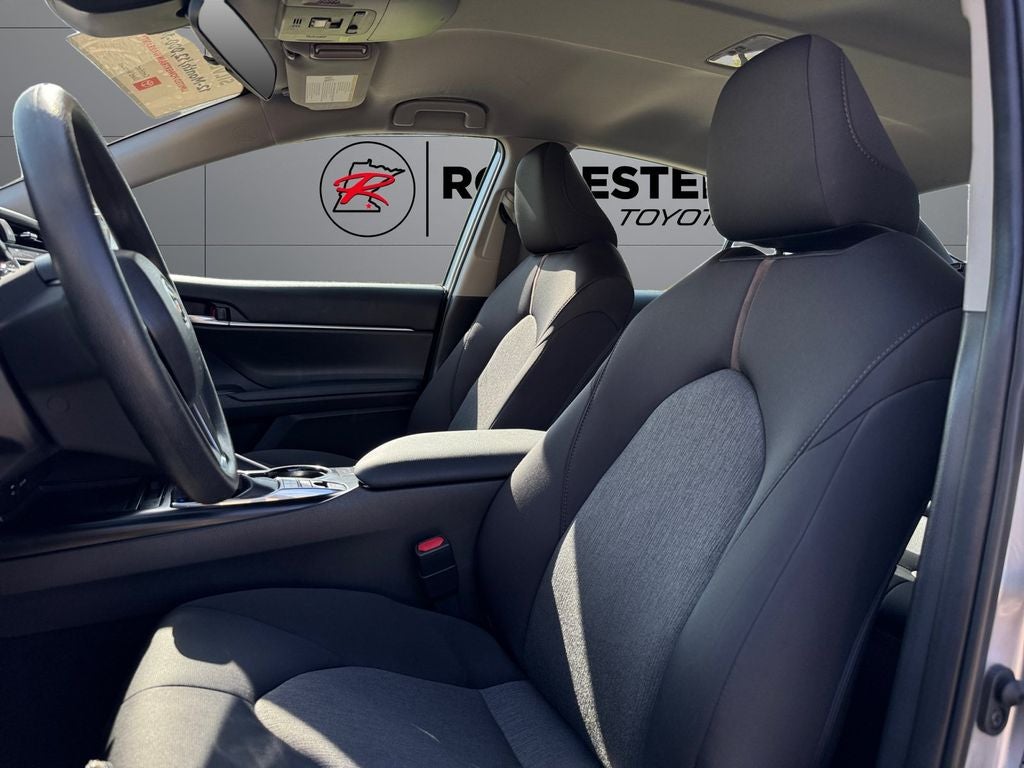 2019 Toyota Camry Hybrid LE FWD