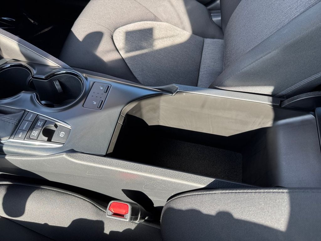 2019 Toyota Camry Hybrid LE FWD
