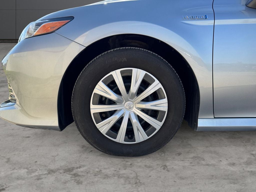 2019 Toyota Camry Hybrid LE FWD