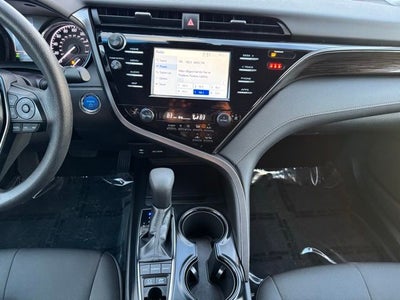 2019 Toyota Camry Hybrid LE FWD