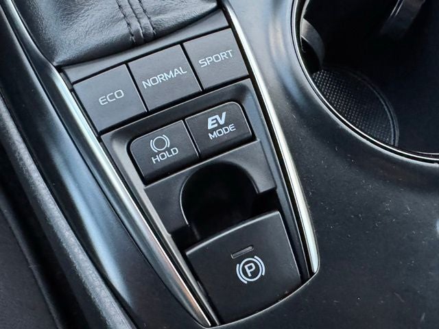 2019 Toyota Camry Hybrid LE FWD