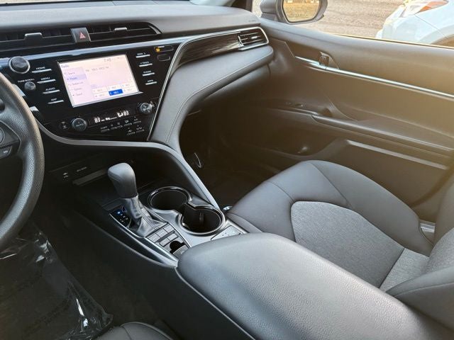 2019 Toyota Camry Hybrid LE FWD
