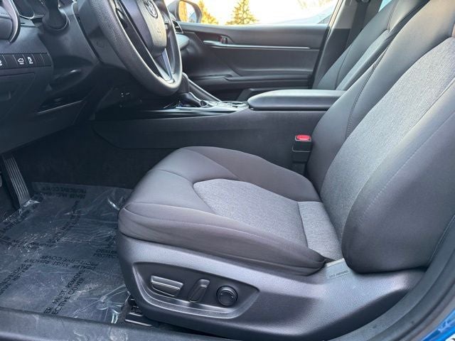 2019 Toyota Camry Hybrid LE FWD