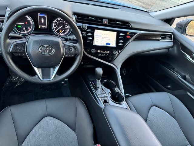 2019 Toyota Camry Hybrid LE FWD