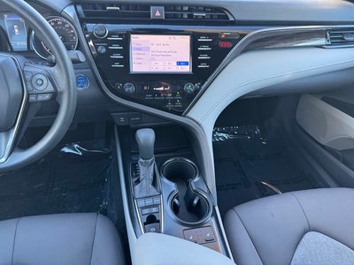 2019 Toyota Camry Hybrid LE FWD