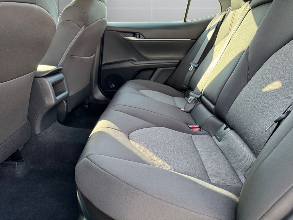 2019 Toyota Camry Hybrid LE FWD