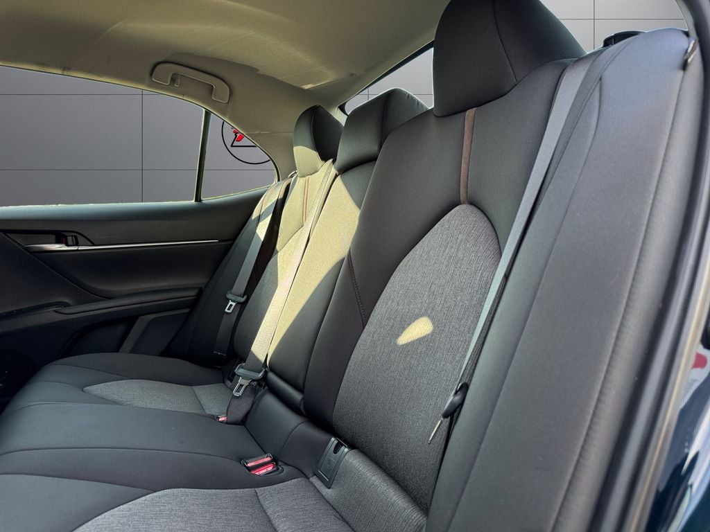 2019 Toyota Camry Hybrid LE FWD