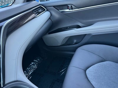 2018 Toyota Camry Hybrid LE FWD