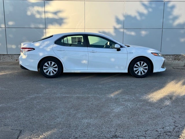 2018 Toyota Camry Hybrid LE FWD