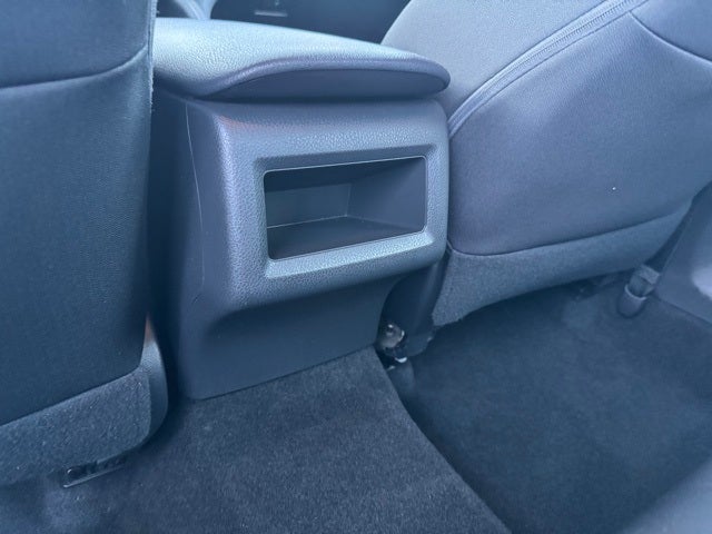 2018 Toyota Camry Hybrid LE FWD