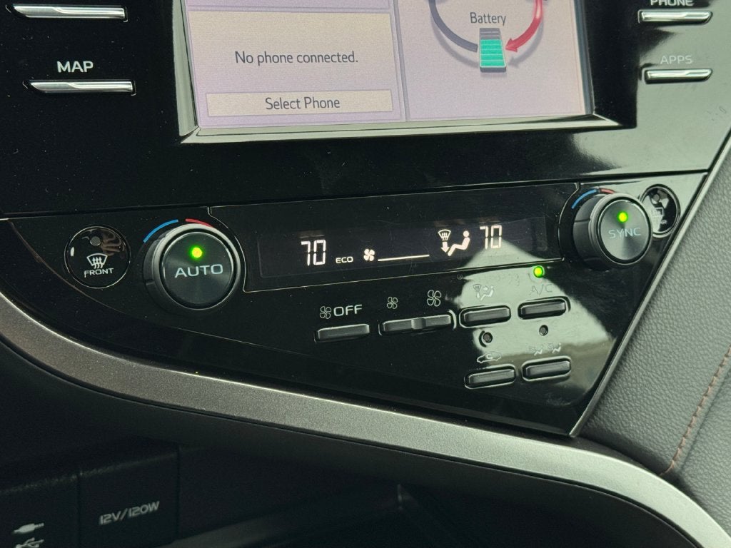 2019 Toyota Camry Hybrid LE FWD
