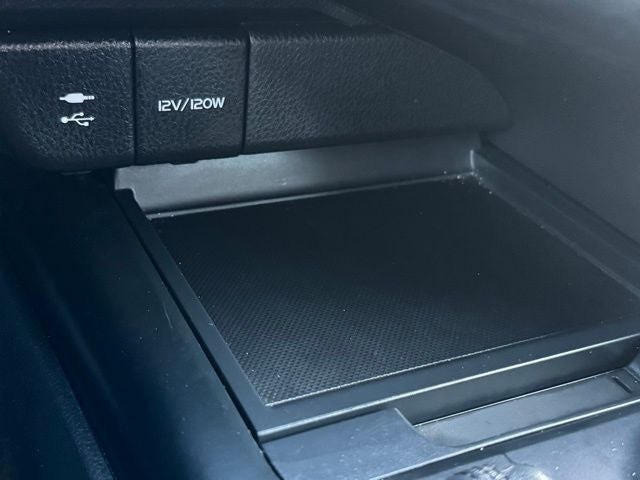 2018 Toyota Camry Hybrid LE FWD