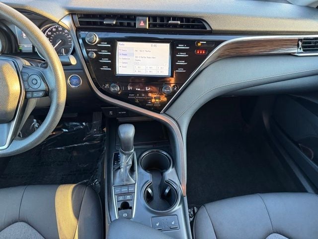 2018 Toyota Camry Hybrid LE FWD