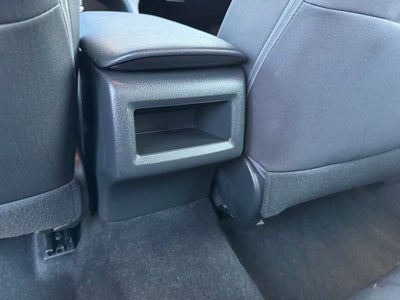 2018 Toyota Camry Hybrid LE FWD