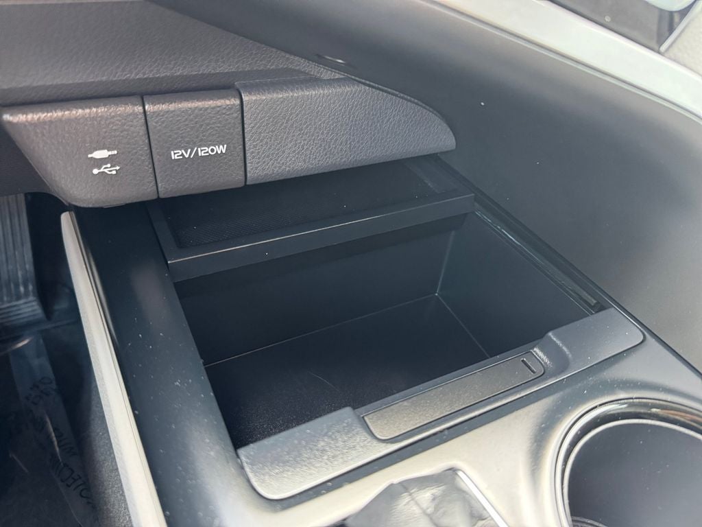 2019 Toyota Camry Hybrid LE FWD